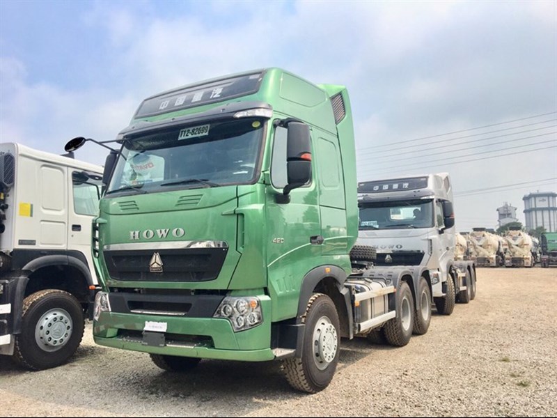 Xe Đầu Kéo HOWO 420hp CABIN T7H MỚI 2022 